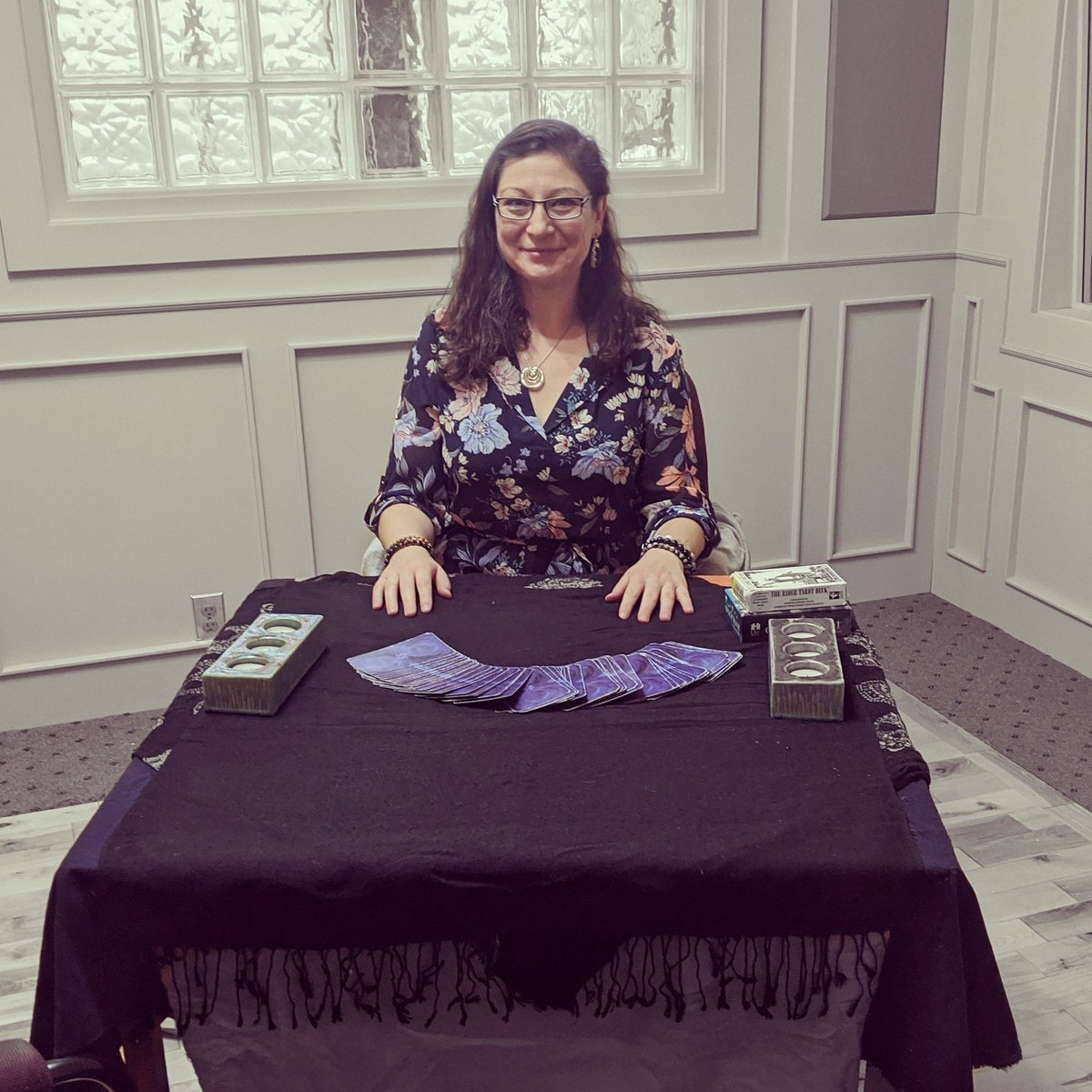 Settled into the reading room at @InnerCircleYYC , will be here offering readings until 1:00pm! Receive guidance, clarity, & a safe space to let it go. #SeeTheGood #FindYourStrengths #tarot #cardreader #psychic #medium #YYCDeals #Calgary #YYCLiving