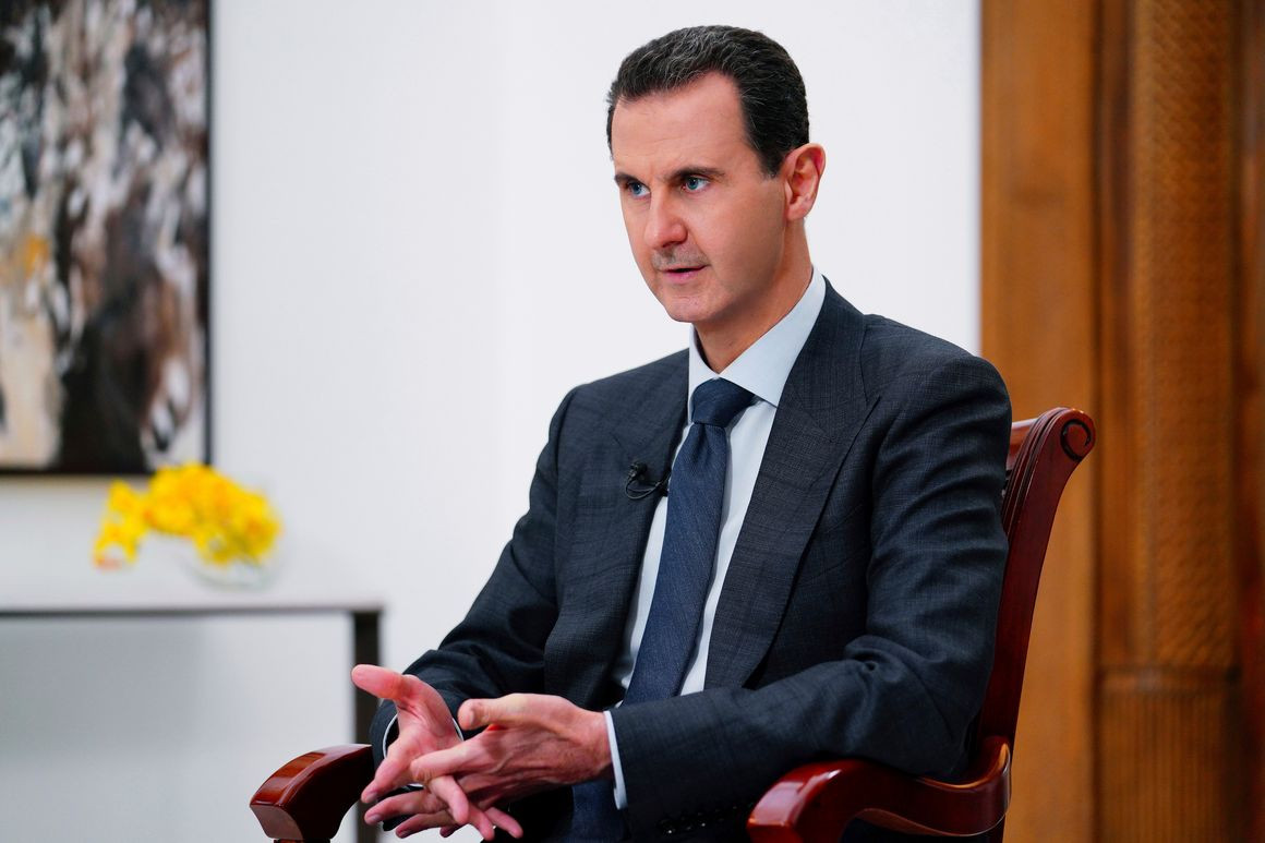 Charles_Lister's tweet photo. NEW - my latest on #Syria in @politico:

- "While the world wasn’t watching, #Syria has edged toward collapse &amp; the dictator is in his weakest position ever. The US now has a narrow chance to prevent a catastrophe"

https://t.co/FglegG5jGK https://t.co/1nkbr3ie0W