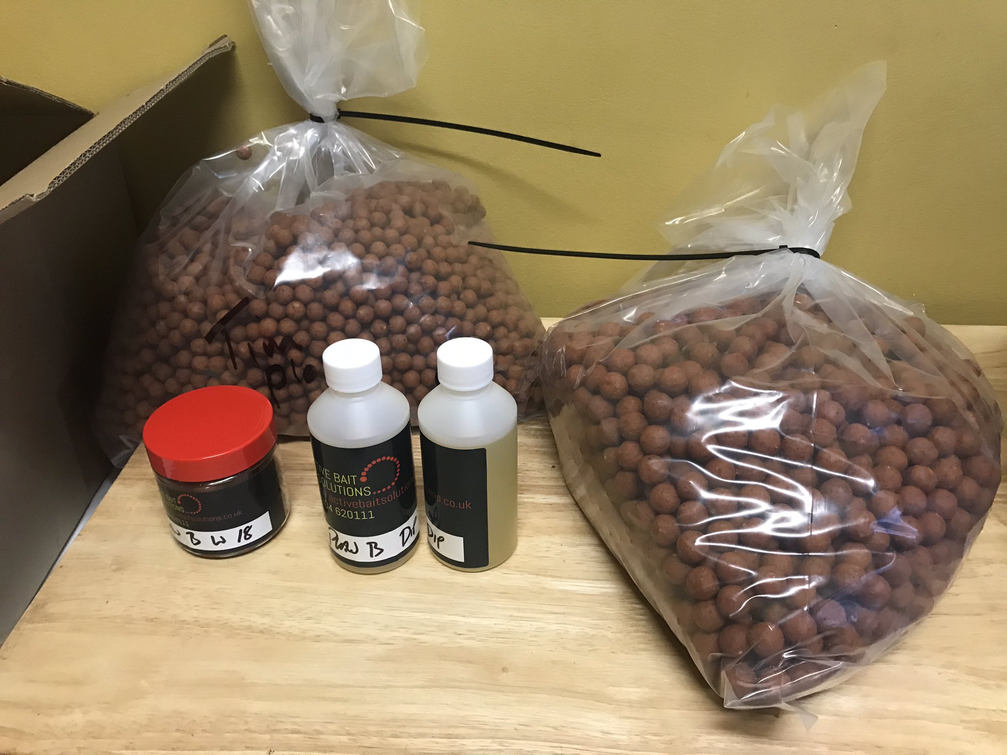 Baits Twitter - afnp934
