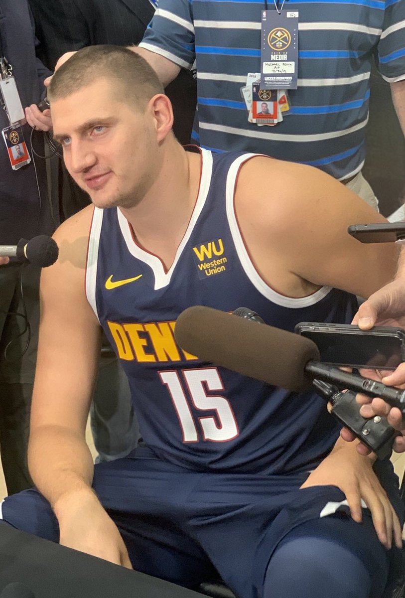 Ballislife's tweet image. 👀 JOKIC!