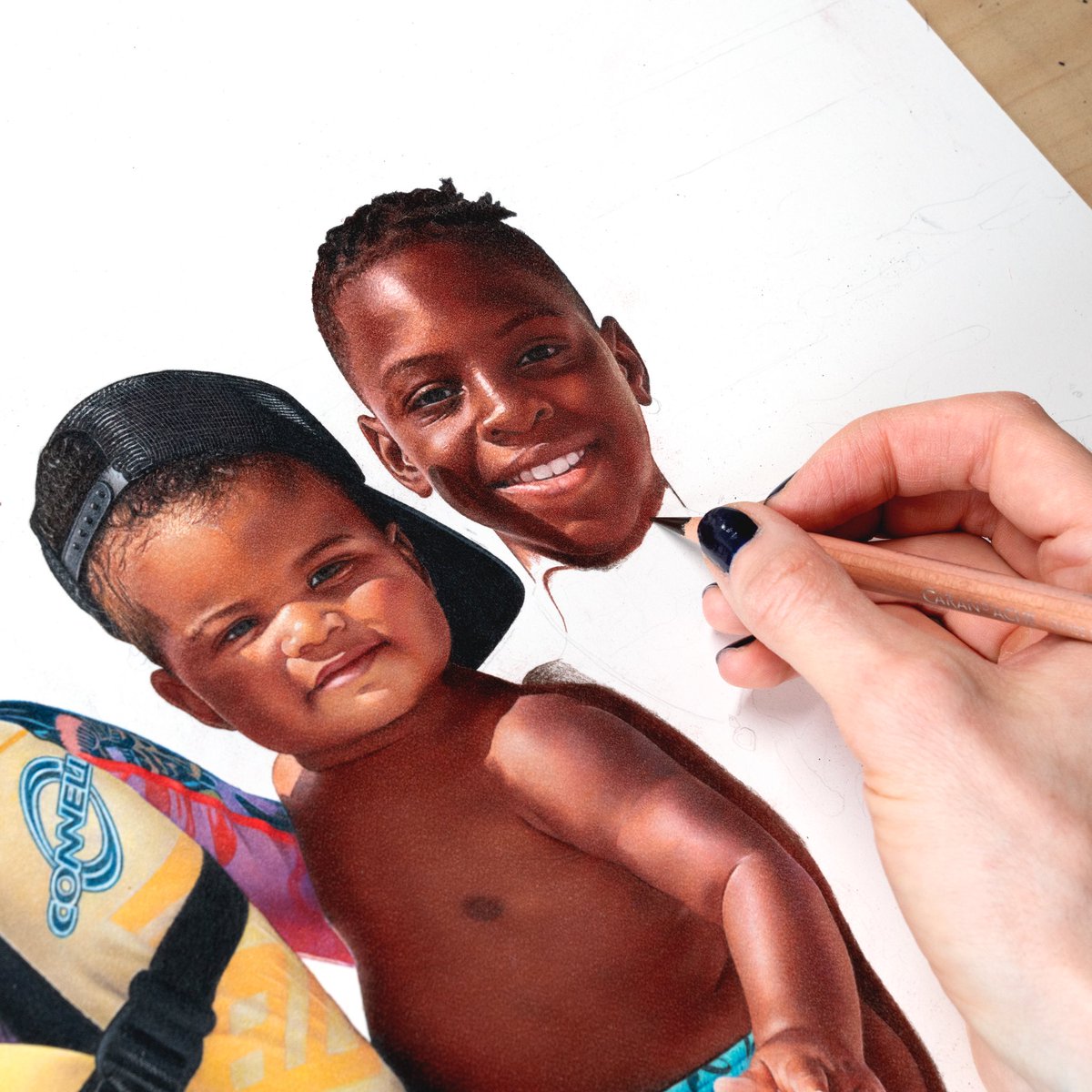 Heather12ooney's tweet photo. The past few months I have had the pleasure of doing this drawing commission for @KevinHart4real. I loved creating this colored pencil drawing of his beautiful, happy kids!☀️

Drawing video: https://t.co/HlhkQOePor https://t.co/zge7t6AMos