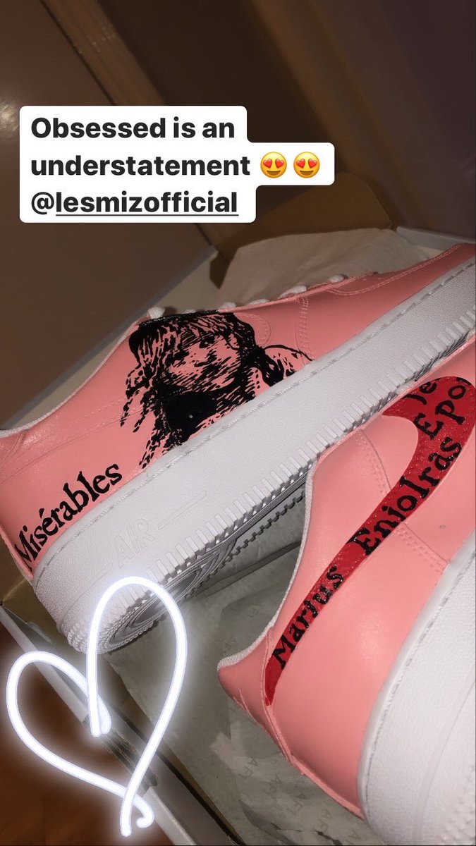 One of the best birthday presents I could ever receive 😍 this has taken the obsession to a whole new level 😂
<a href="/lesmisofficial/">Les Misérables</a>