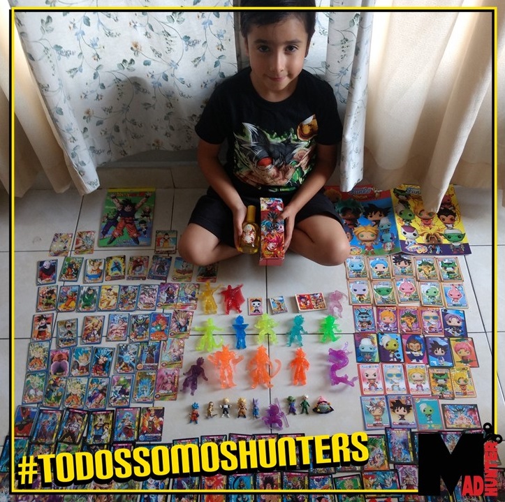 madhuntertoys's tweet photo. Él es el Ángel, un #MiniHunter de sólo siete años pero todo un apasionado de #DragonBall. Además de ser fan del canal es un visitante frecuente del #tianguis de la Vicente Guerrero, donde realiza sus #cacerías en compañía de su mamá Jenny. #Madhunter #TodosSomosHunters #DB https://t.co/4tXrhY6FGO