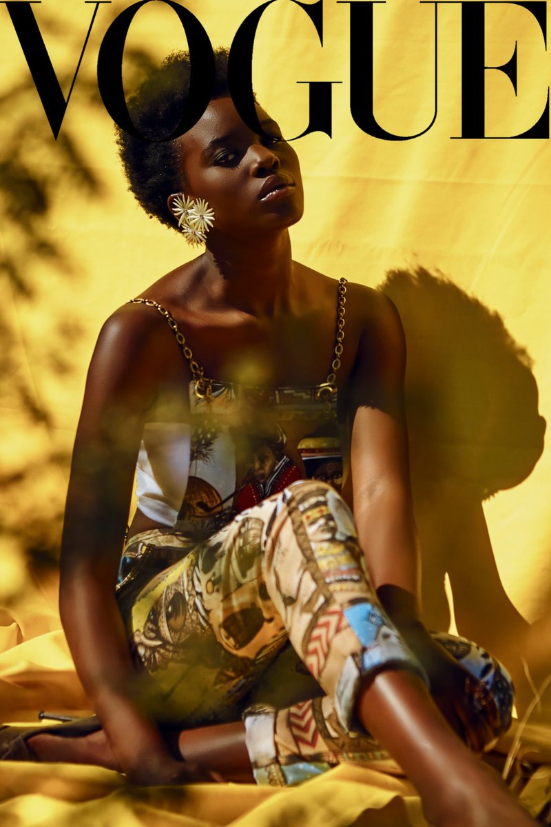 VeeShilo's tweet photo. Here's my 2 cents to add on to the #voguechallange #vogueafrica #voguesouthafrica #VOGUE #VogueMagazine https://t.co/4hhipg5mVW