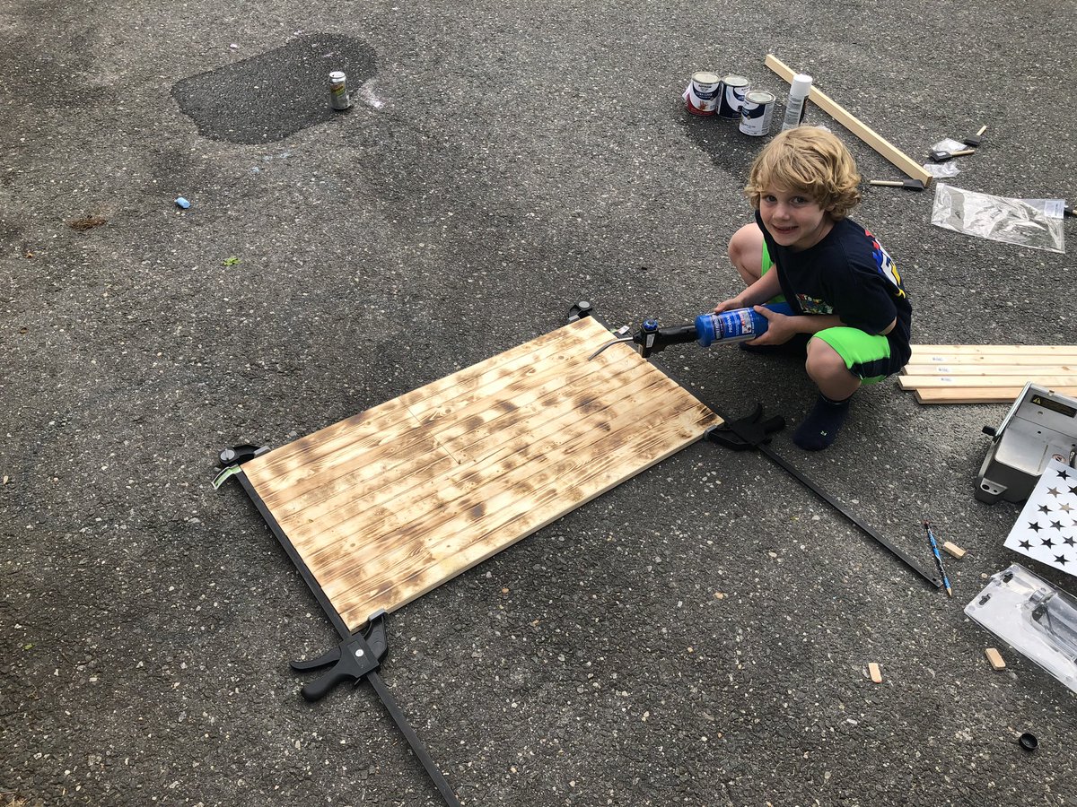 cb_magee's tweet photo. 2020 Flag Day project in the books! 🇺🇸
Michael Magee, 2C @AcademyBBP 
#bbpcares #bbpconnections 
@BBPSchools @BBPSupt https://t.co/tyuqImSHVn