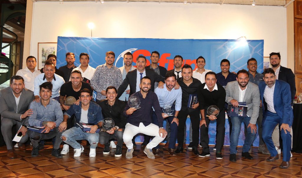 sifup's tweet photo. El señor Marcelo Salas no sólo les falta el respeto a los jugadores de su club @Temucooficial, sino también a los 56 excompañeros que hasta ahora han recibido el Fondo de Retiro, beneficio histórico que se extenderá hasta el 2033. El proyecto, del que estamos orgullosos, [HILO] https://t.co/5Q6jL8Jfpe
