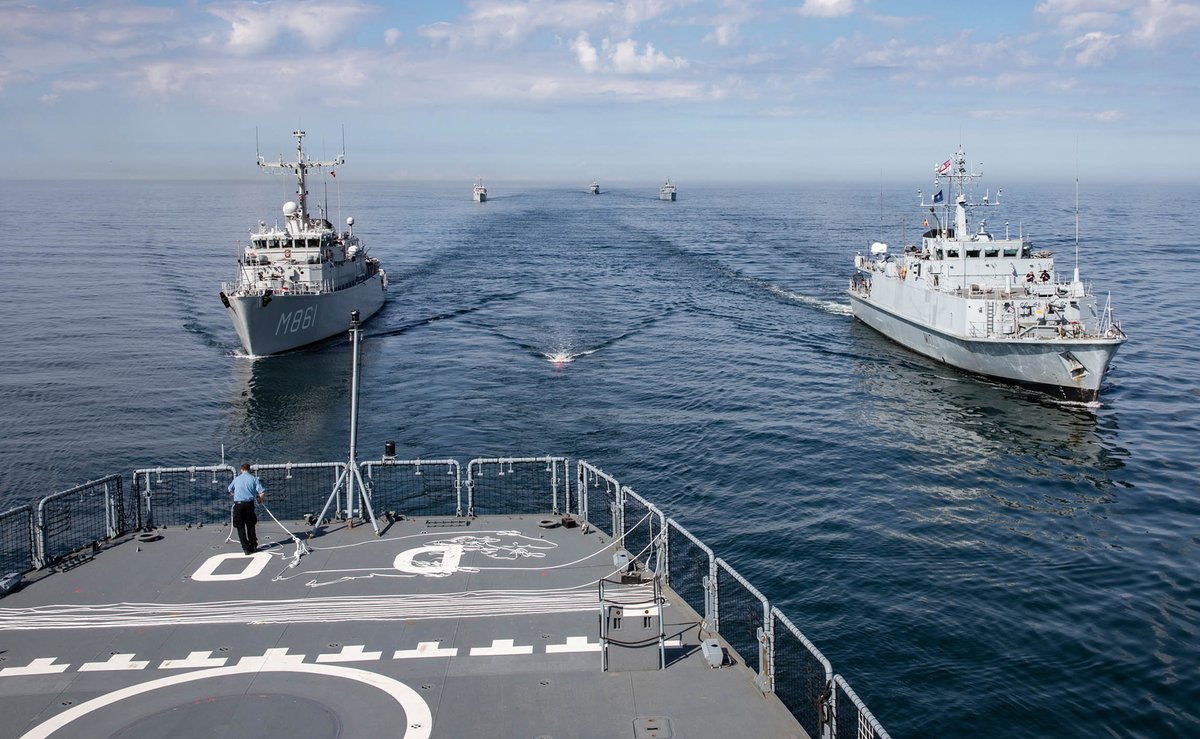 .@HMSRamsey and other #SNMCMG1 minehunters seen from support ship FGS Donau during #BALTOPS2020