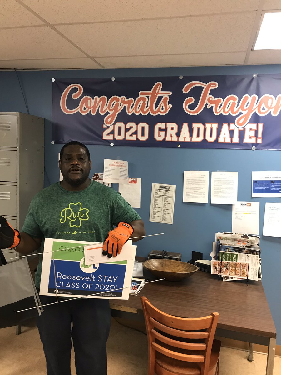 GPSTAYDC's tweet photo. Congratulations to #RSTAY Class of 2020!! 🎊🎉🎊🎉🎊 Our administration and staff surprised our students with their caps, gowns and a few gifts to celebrate their achievement!!! #Classof2020 #STAYSTRONG #STAYREADY @DCCollegeCareer @DCPSChancellor https://t.co/AGbKkW7q71