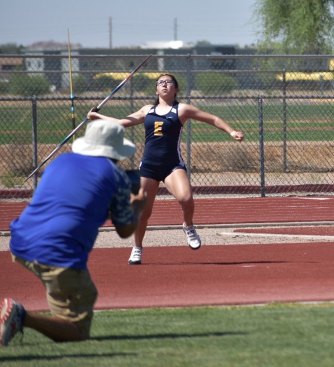 915Aries's tweet photo. Making history at 2020 Desert Dream (last hurrah) Track Meet. 1st track meet uniting us athletes that lost their school and city track seasons yet continued to work hard during the COVID times. #throwerlife https://t.co/K7D5LWmglX