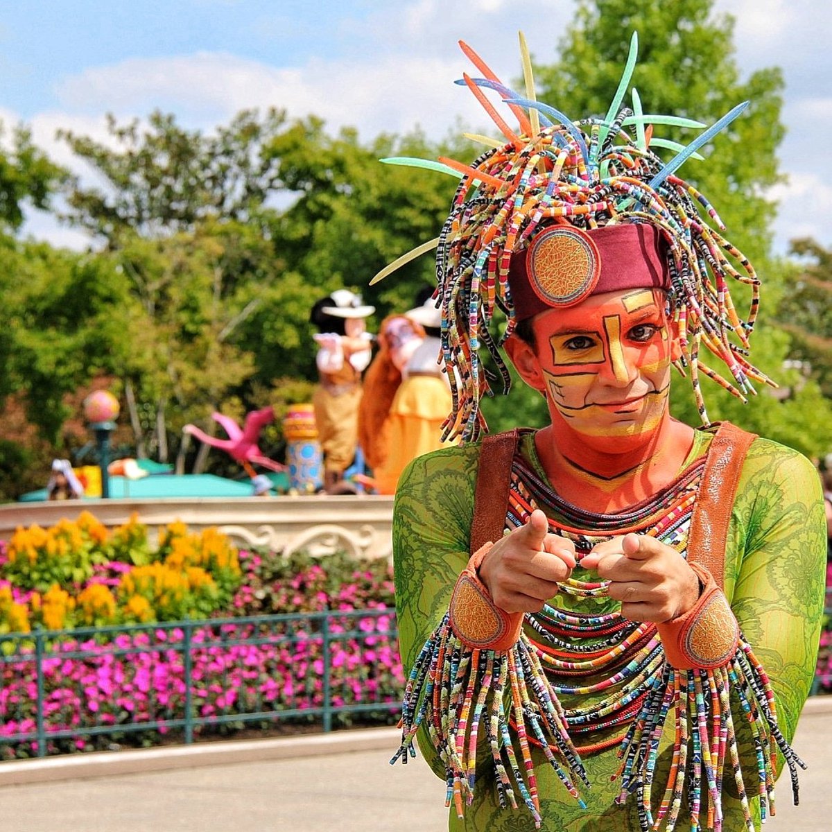 Hello la Family ‼

Que ferez vous en 1er lors de votre retour à Disneyland Paris ❓

#disneylandparis #Disneyland #dlp #disney <a href="/DisneylandParis/">Disneyland Paris</a>