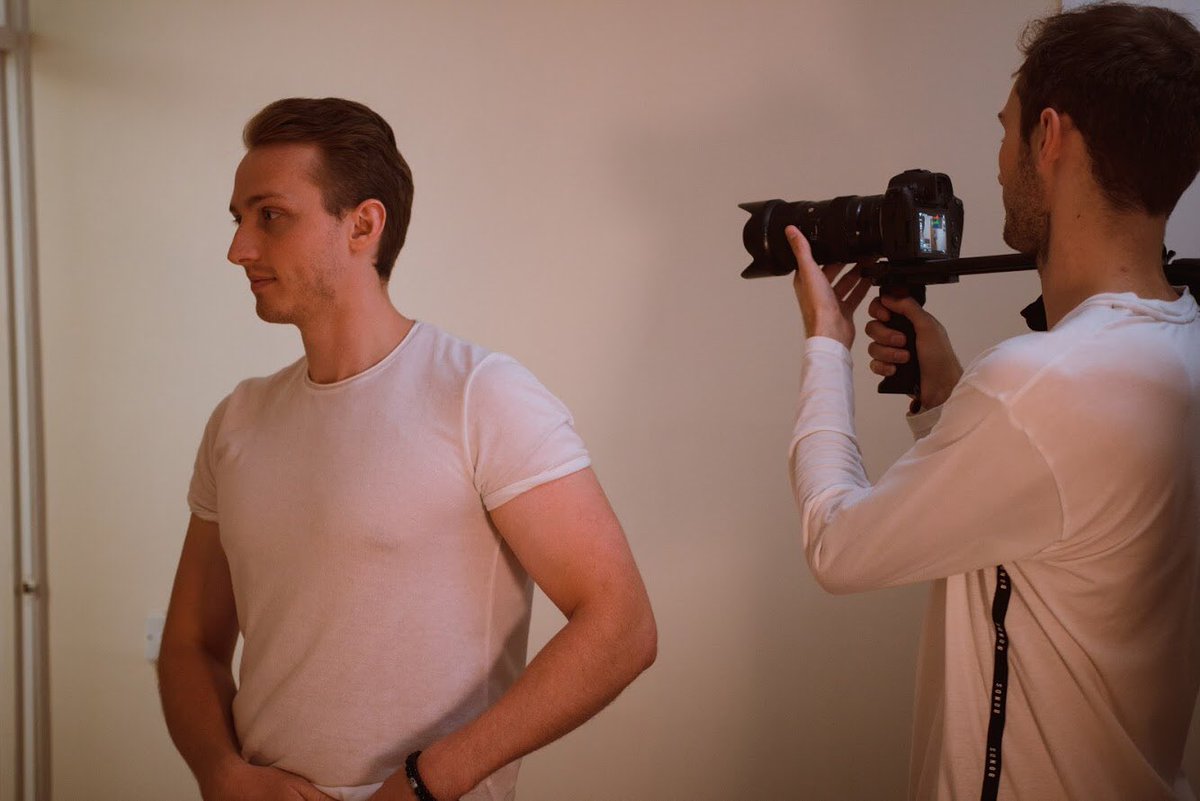 VioletHazeFilms's tweet photo. A few BTS photos from the Red shoot! Can’t wait to get back on set after lockdown is over 
#setlife #filmset #filmproduction #bts #behindthescenes #shortfilm #shortfilms https://t.co/r5blvqvh3q