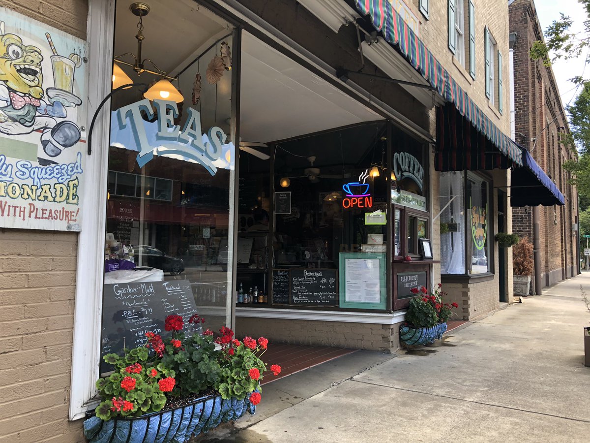 Road Trippin in <a href="/ClevelandTNYall/">Visit Cleveland TN</a> <a href="/CLEchamber/">Cleveland/Bradley Chamber of Commerce (Tennessee)</a> #RoadTrippin <a href="/newschannelnine/">WTVC NewsChannel 9</a> <a href="/ThisNThatNC9/">ThisNThat on NC9</a> #June25th