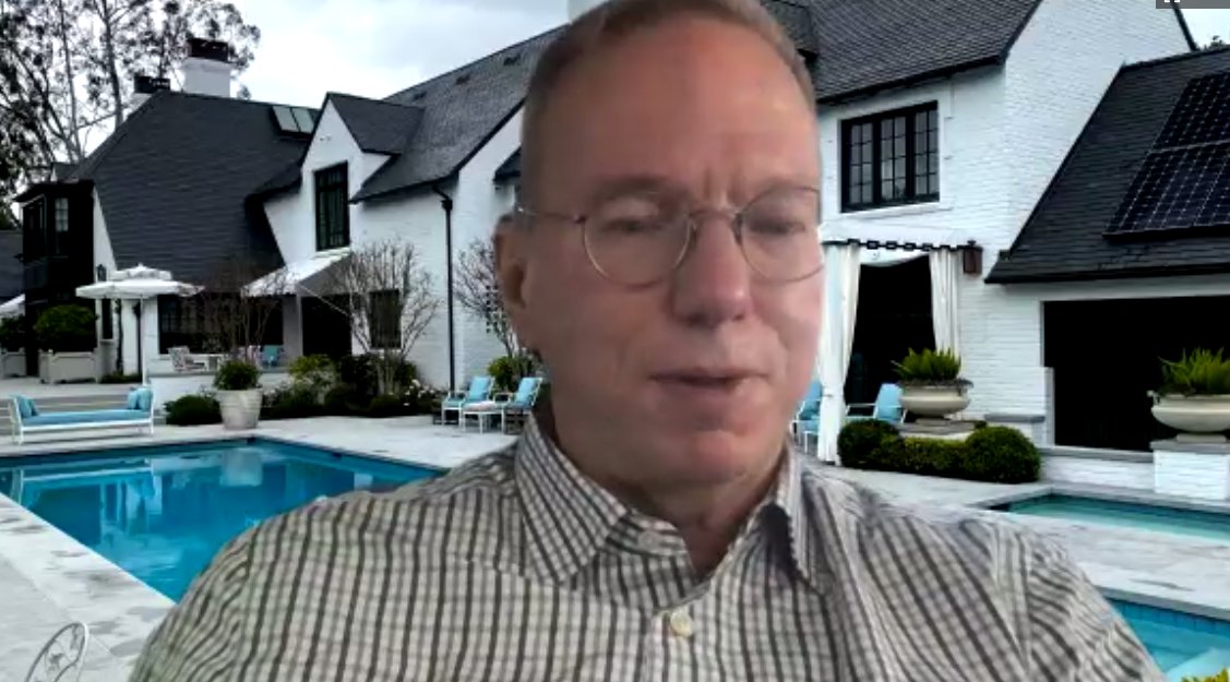 One of the highlights of this year's <a href="/IEEEICC/">IEEE ICC</a> was having <a href="/ericschmidt/">Eric Schmidt</a> join us for a keynote address on the key trends he's noticing in tech right now. #IEEEICC #TechNews