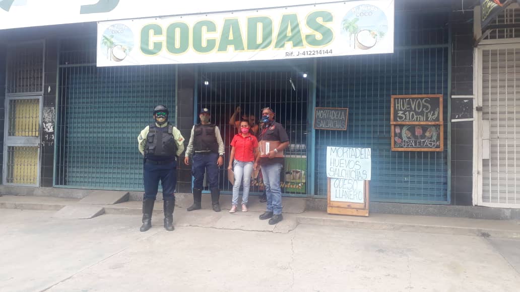 policiafla01's tweet photo. #11Jun @policiafla01 Realizo Dispositivo de seguridad en las Principales Av del Municipio @LinaresPotencia, con el cierre de la zona comercial Reforzando las normas de prevención contra el COVID-19 #CuarentenaConsciente.
@RMarcoTorres
@Zamora_PSUV_
@POLICIA_ARAGUA
@Rorinson https://t.co/LzXmztPdOQ