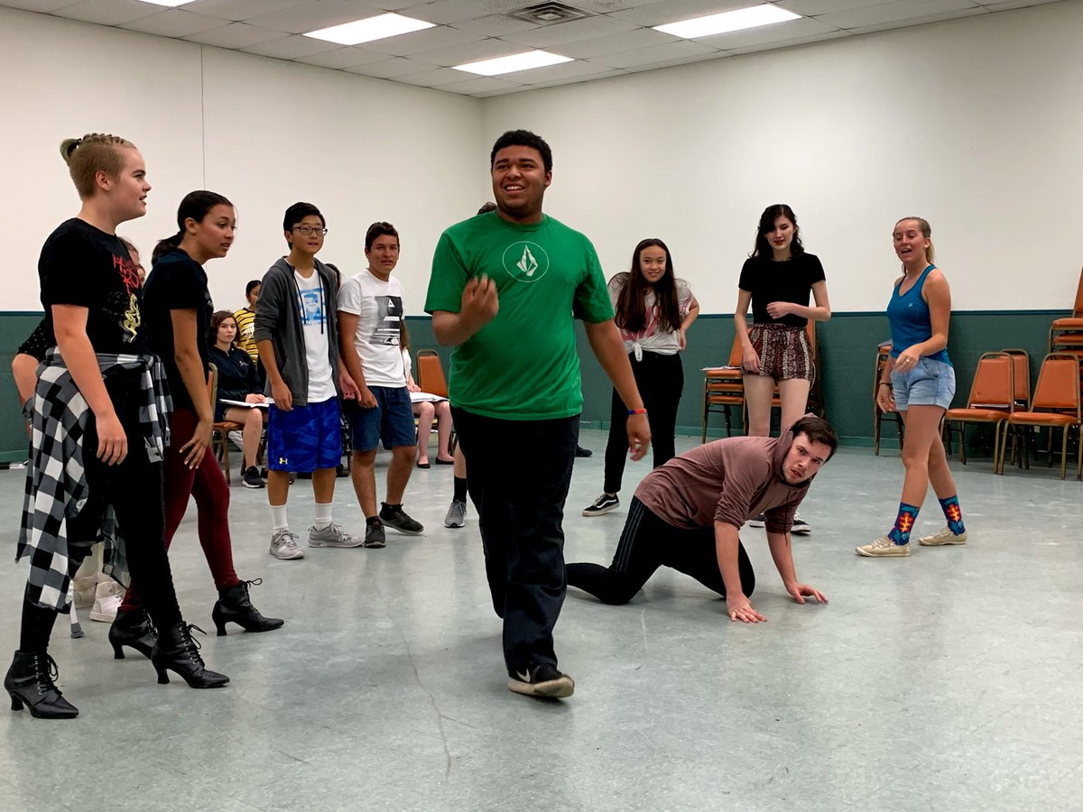 Just a few more days 'til we kick off Virtual Summer Camp 6/15 👩‍💻 Don't miss an ALL NEW Crash Theatre course where students combine literature and music to create a new devised theatre piece (Grades 7-12).  🎶📚 🎭

Register &amp; more info: juniortheatre.com/classes/

#sandiego #camp
