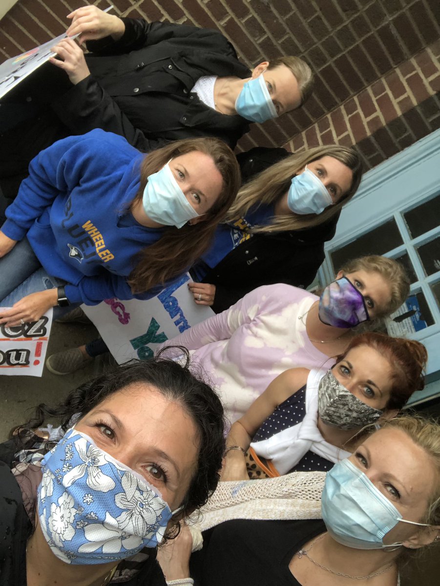 chelbel1007's tweet photo. You can’t rain on our parade! #wheelerstrong #wheelerbluejays #keepchirping https://t.co/lEA6vsl3EB