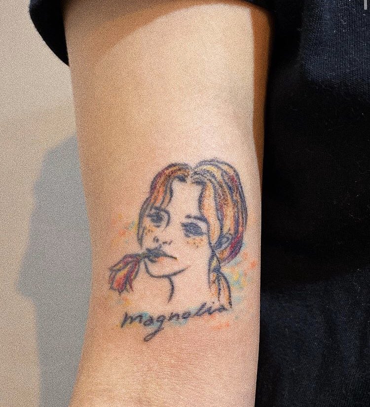 !Update!Wheein also had her Magnolia tattoo coloured ~