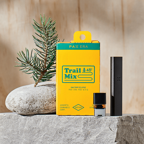 friendlystrnger's tweet photo. Planning a trip? Don't forget the Trail Mix ๐ณ New from 48North and served in Pax Era Pods
48North | Trail Mix - Daytrip Eclipse | Pax Era Pod
THC 70-76% โข CBD 5% โข Sativa
#FriendlyStranger #fromthemenu #cannabiscommunity #cannabisculture #dispensary #pax #paxera #48north https://t.co/knybtuDqE2