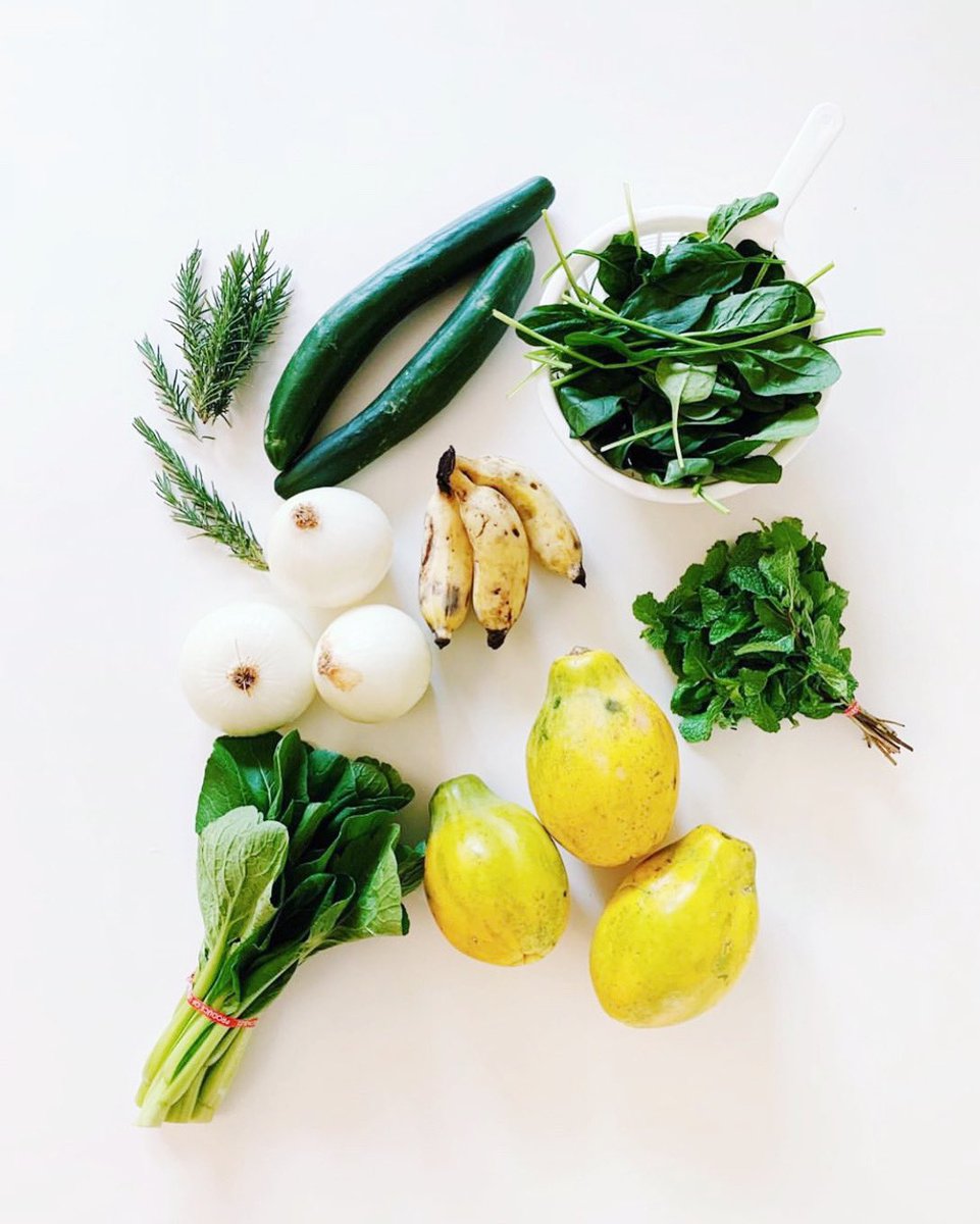 What’s cookin tonight?! Stop by our “grab &amp; go” Kailua Farmers Market today, 5-7:30pm 🥑 in the Kailua Town Center parking lot, front Longs!! Freshly harvest, locally grown produce, honeys, jams and hot prepared foods 🍔🌯🍜