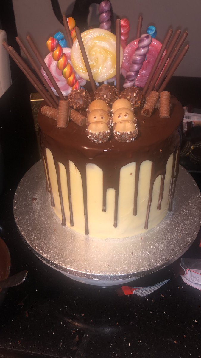 infinitystoves's tweet image. #dripcake for the #birthday boy all finished, hope he likes it