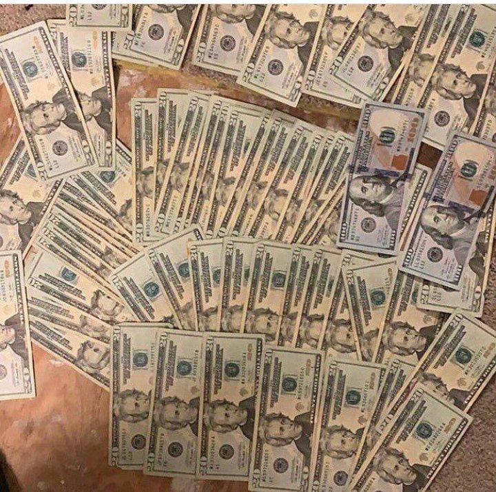 wilsonfullbrig3's tweet photo. @sugabby101 #sugardaddylegit So Im willing to send $1,500-$3,500 to the first 500 people to like &amp; retweet this ☺️🤞🏽❤️( reply with your bank details ) whatsApp +14195819968 #sugardaddylegit https://t.co/JQBnTN1Wqb