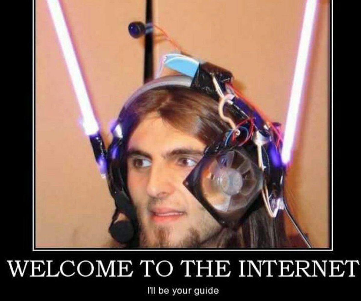 errorYuck's tweet photo. Your New Internet Host...👊😂

#dankmemes #memesdaily https://t.co/pBIozA7ecz