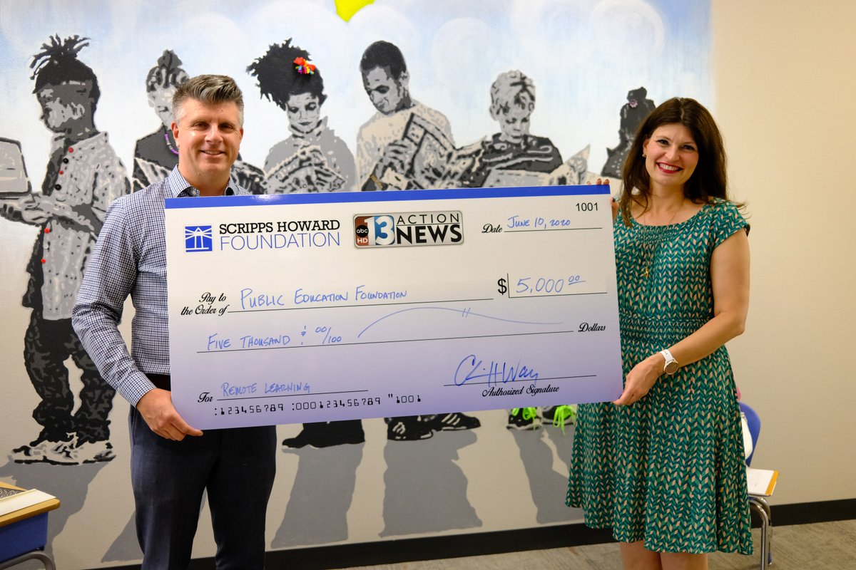 ThePEFtoday's tweet photo. As distance learning becomes part of normal life, itโs important to make sure no student gets left behind. Thank you @ScrippsHowardFd and @KTNV for your contribution to the @clarkcountysch Technology Fund #SHFoundation (https://t.co/fbipHljS42) https://t.co/Mflo12uscy