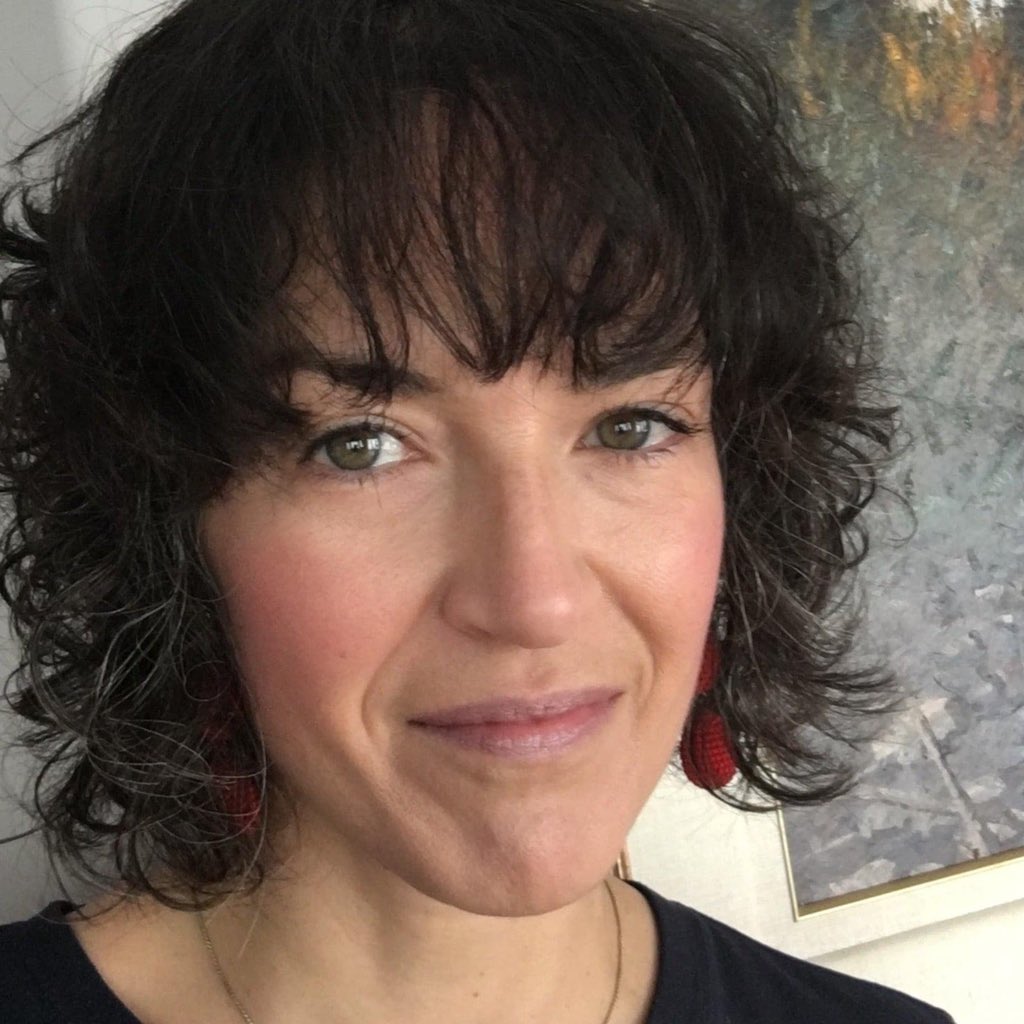 MichHopeFilm's tweet photo. Send a big wave to our Producer and Director: Jillian Lee!

Jillian is a Storyteller, and Agent of Change, delivering multi-platform, inspirational content. She believes sharing our personal stories will connect &amp; unite us, and in doing so, make the world a better place. https://t.co/G0ICoPIYPd