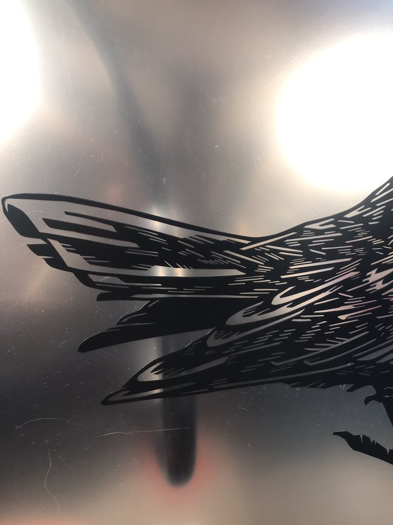 今日の切り絵 カラス④ 切り込み終了–ここから色つけ #フリーハンド切り絵