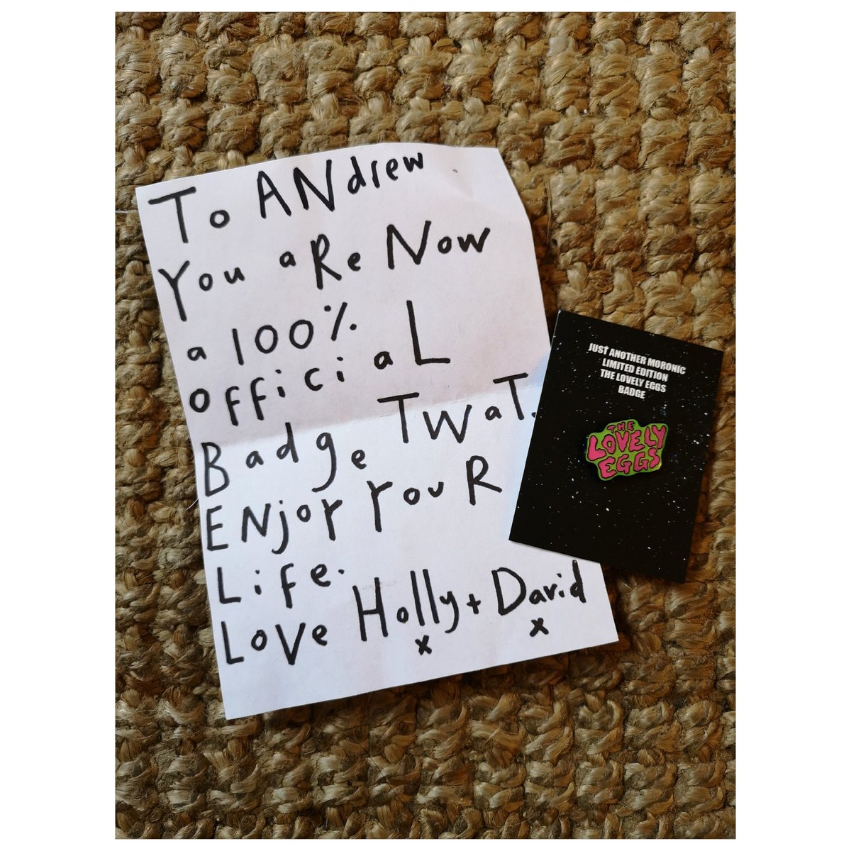 😀 Lotta love for <a href="/TheLovelyEggs/">The Lovely Eggs 🥚 📺</a> #badgetwat
