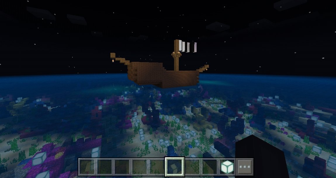 Nemu02821141's tweet photo. @netolab_ Repostando,nome Yasmin tenho 10 anos e eu fiz um barco botafoguense pra vc e de baixo tem as pérolas(as luzes) espero que goste é minha primeira vez construindo,fiz pelo celular! https://t.co/bqfJP6b71E