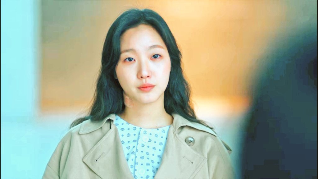 Things that we will miss from TKEM/MinEun:31. Seeing KGE's superb portrayal of two different people without you being confused about who is who just by looking at her eyes. #TKEMGloriousFinale #TheKingEternalMonarchFinale