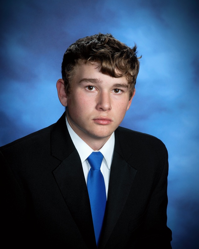 RipleyHSWV's tweet photo. RHS staff and students are deeply saddened by the passing of Kyle Shamblin.  During this most difficult time, counseling will be available to all our students and staff. Please call the school at 304-372-7355 or stop by the counseling office between the hours of 9:00 am-3:00 pm. https://t.co/jFW6IgmkhC