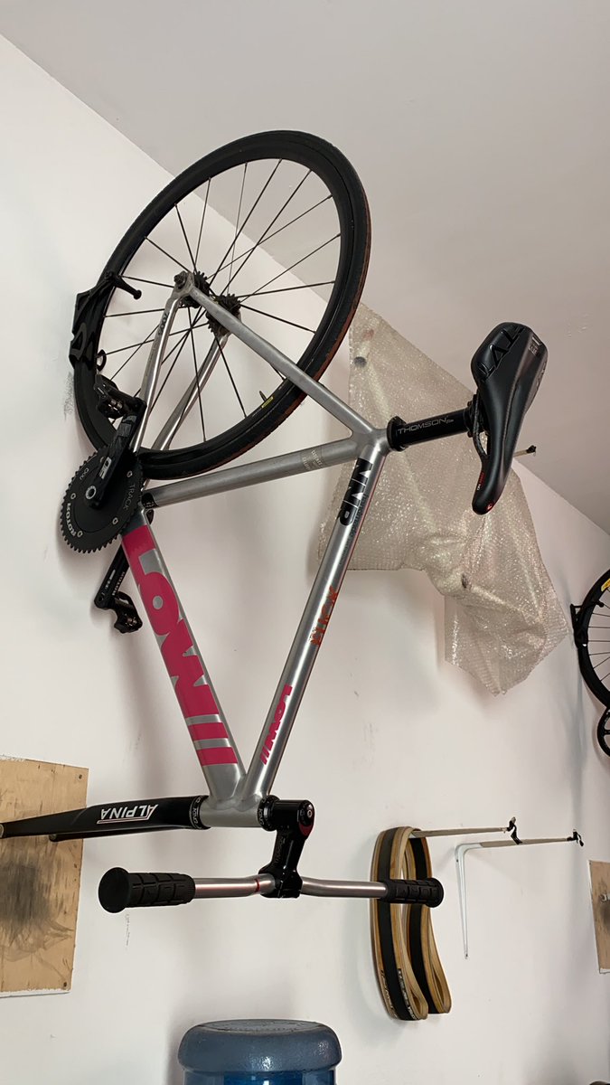 312cycle's tweet photo. LOW// Pursuit Frameset 2012 size 53

Chris King Headset and Thomson seatpost included

Price: Rp. 23.500.000 Negotiable!

BukaLapak ready
Call/Whatsapp: 0811808982

#fnfjb https://t.co/YJaJcOgVuM