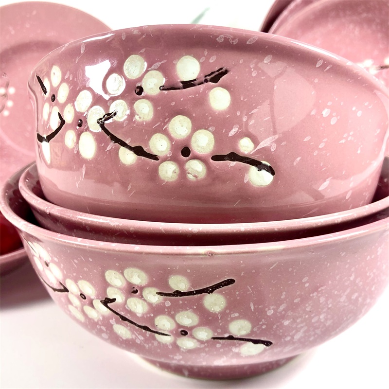 GlasswareKarina's tweet image. #garbotableware Hand painted and color glazed ceramic tableware, including plate, bowl, mug, etc. #drinking #ceramic #dinnerware #plate #kitchenware #mug #ceramics #tableware