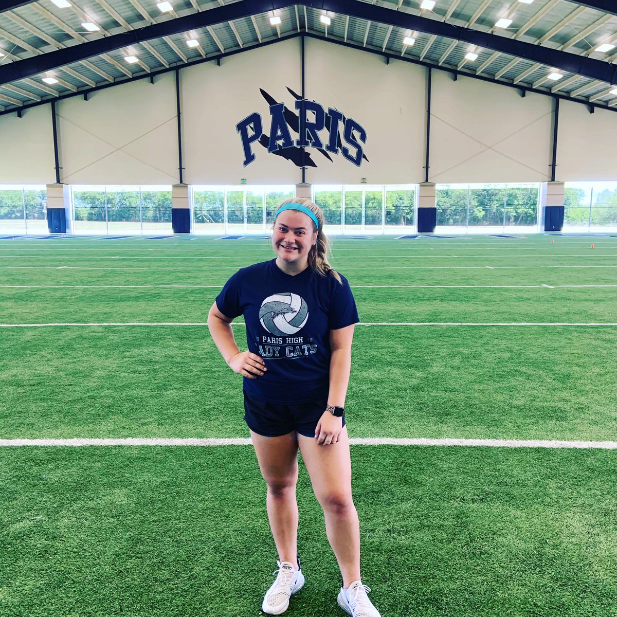 phsLadyCatVB's tweet photo. ✨LADYCAT OF THE WEEK✨
Bella is always positive and full of energy. She is a great teammate who is always encouraging others and works hard everyday no matter what. We are very fortunate to have her in our volleyball program💙 #Ladycatproud #RiseAbove https://t.co/Ihf55KUvM3
