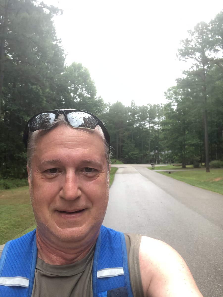 ramballhavoc's tweet photo. I ran the same 4.1 mile course I always run but I was only credited with 2.23 miles! π‘. Maybe because I ran through a downpour somewhere in the middle of my run! Sticky & humid π¦ day which is still π with me! #LuvSummer Yβall have an awesome Friday! π https://t.co/kimSzkK350