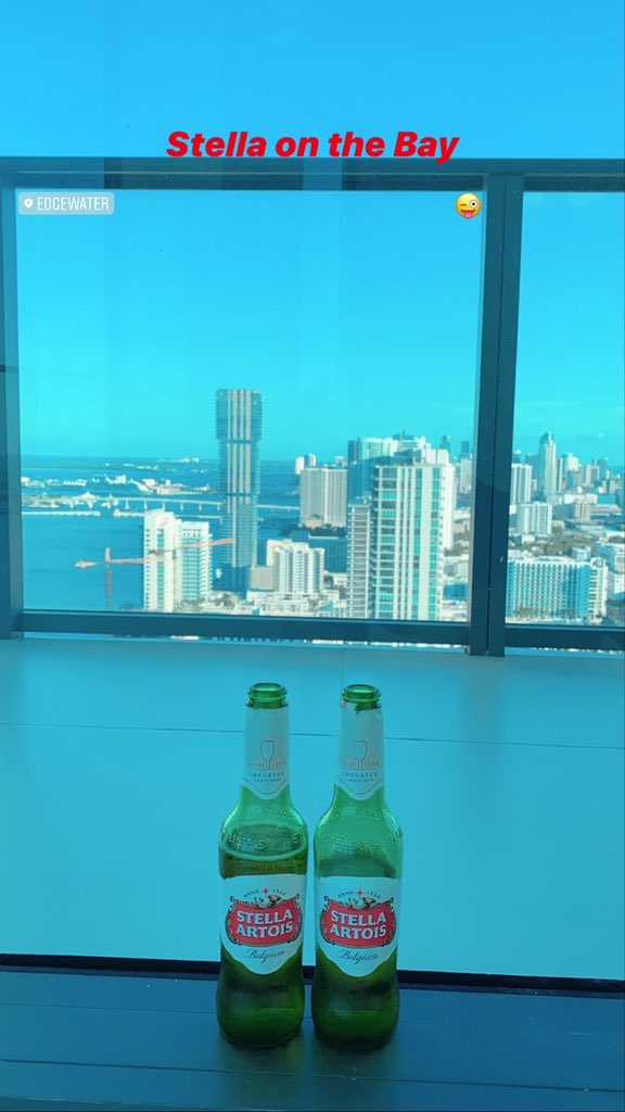 SarahGF_'s tweet photo. 🍻 Cheers! @StellaArtois @Jr_Seguias https://t.co/gRW671wZ0z