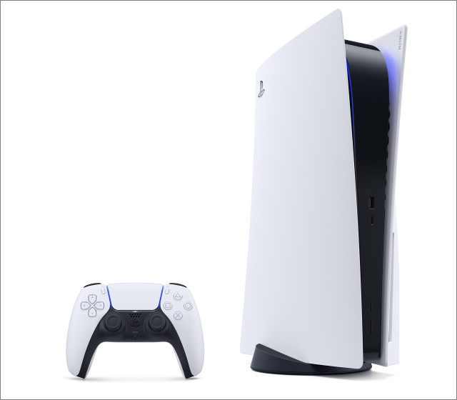 livedoornews's tweet photo. 【2020年後半に発売予定】「PS5」デザイン公開、2モデルで展開へ
https://t.co/JvHrWhPeE8

ディスクスロットを廃したDL専用の「Digital Edition」も登場。価格や詳細はまだベールに包まれている。 https://t.co/5VDyxXseYu