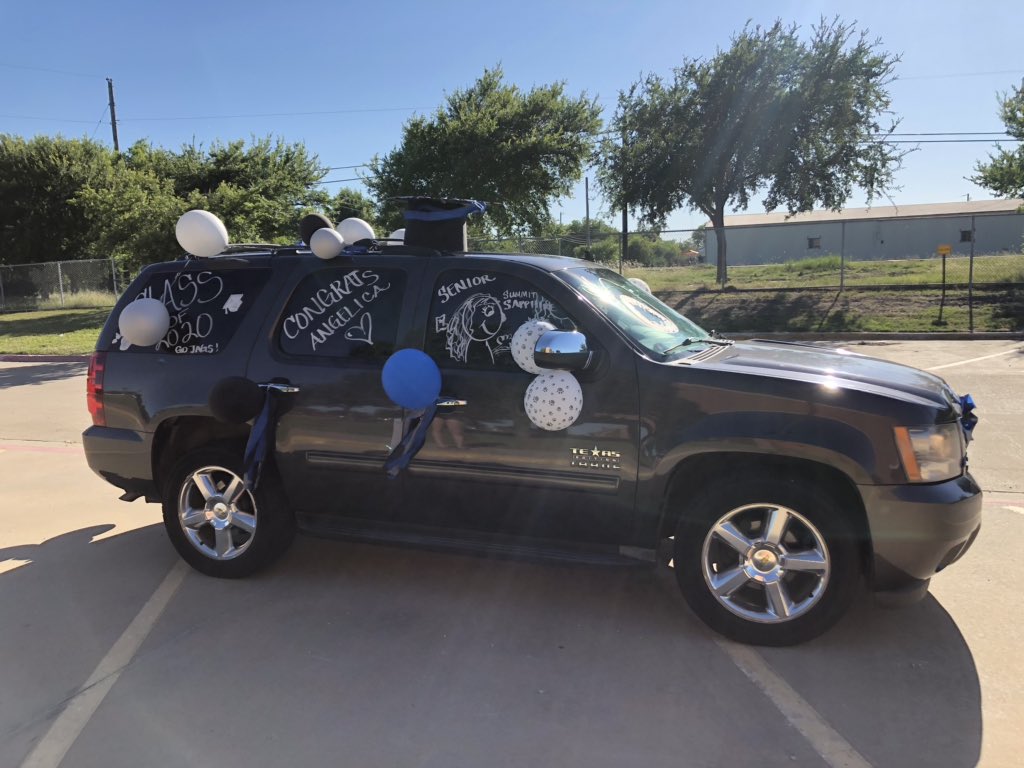 MISDSummitJags's tweet photo. SUMMIT’S SENIOR SALUTE
It’s going on NOW!!!
Come out and celebrate our graduates!💙
#SummitSeniorSalute
#WeAreMISD https://t.co/vvaEFLQjyo
