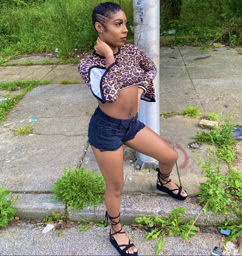 Torinadoo_'s tweet photo. Like Nia Long in the 90’s💣😘 https://t.co/aW7OEbwOON