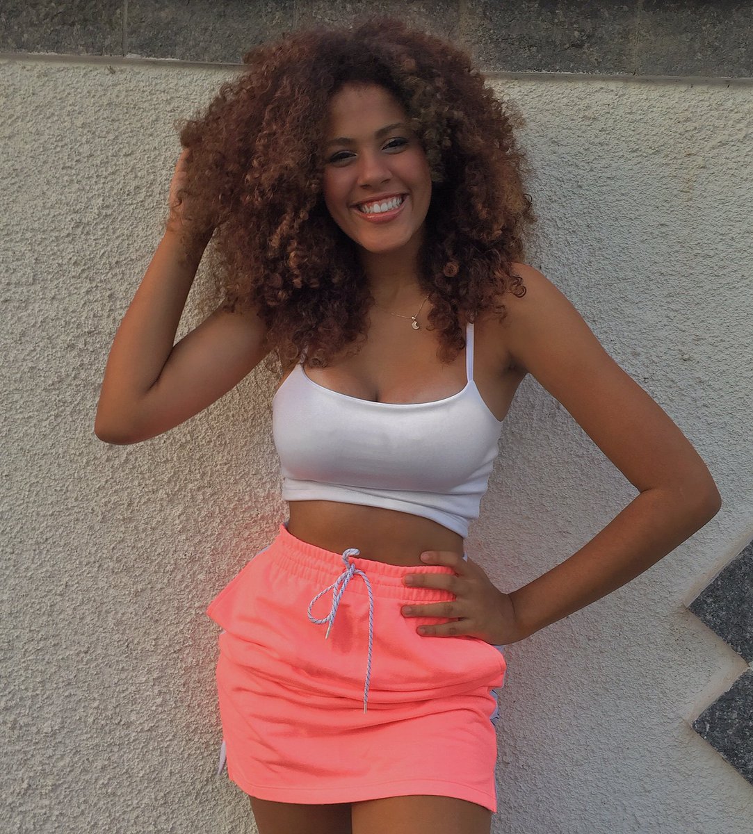 dudanegraooo's tweet photo. desculpa sociedade https://t.co/4baTPqo9WN