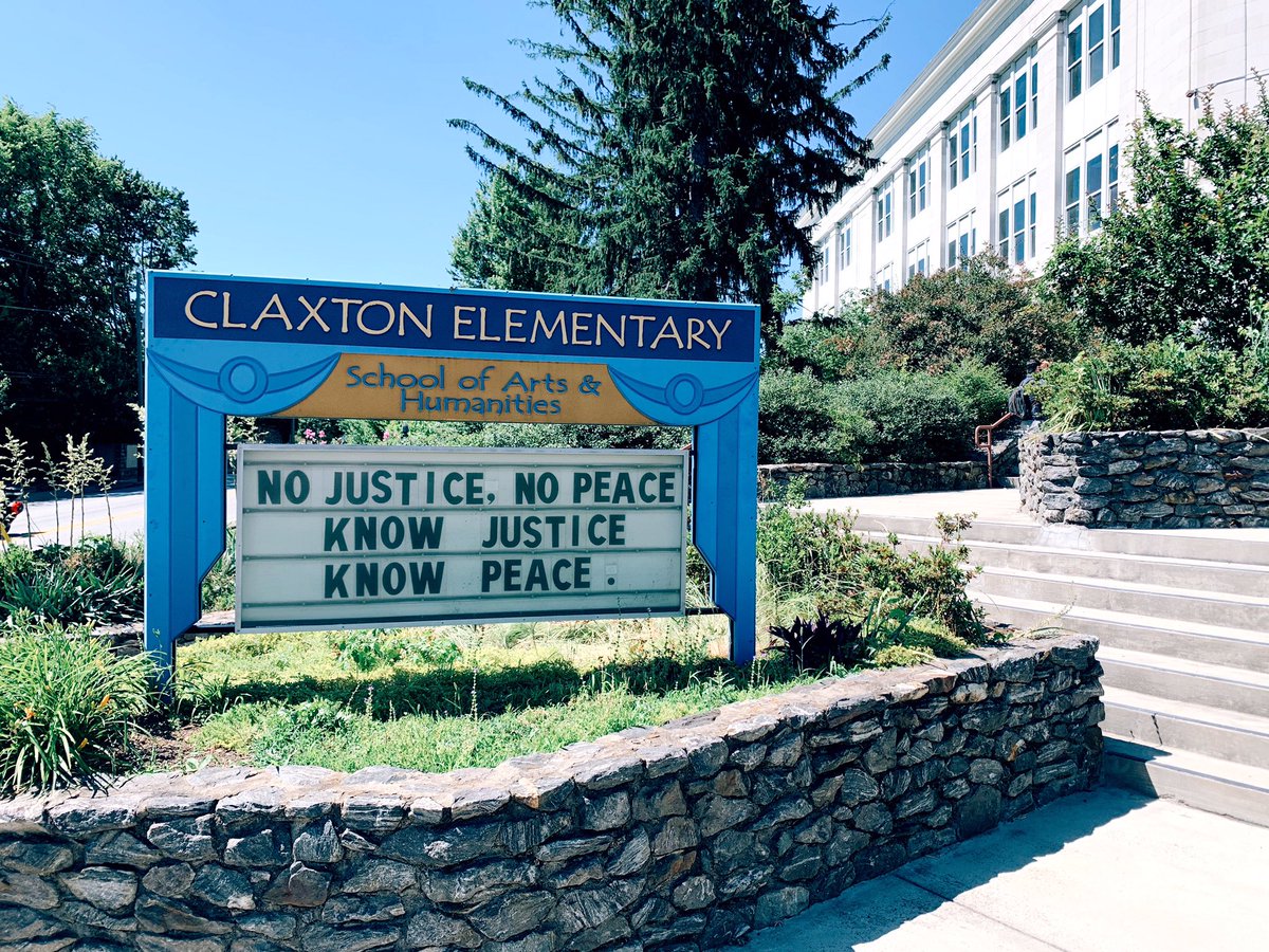 MrsBeccaDavis's tweet photo. No justice. No peace. KNOW justice. Know peace. #CLXleaders #theACSway https://t.co/IKF2CkEBOl