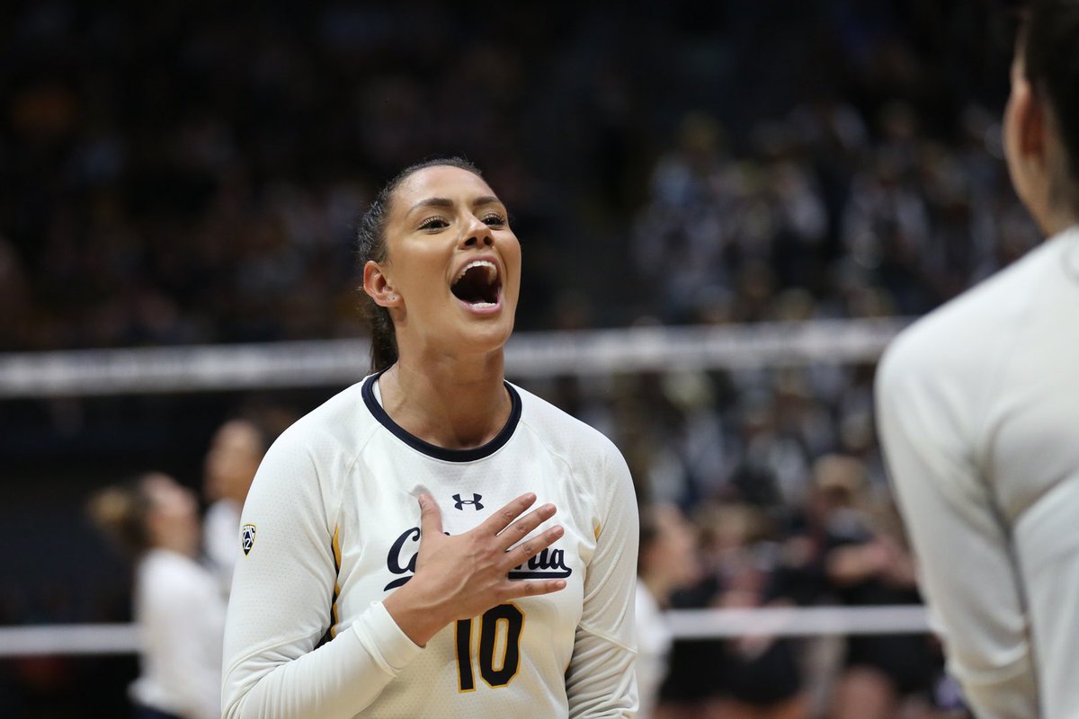 CalVolleyball's tweet photo. 𝙋𝙧𝙚𝙨𝙡𝙞𝙚 𝘼𝙣𝙙𝙚𝙧𝙨𝙤𝙣  #CalCloseUp

Taking a look at All-Conference senior middle blocker, @PreslieA:

🏐 On the court
🚤 Off the court
👨‍👩‍👧 With family
👯‍♀️ With friends https://t.co/EENOK3cnyz