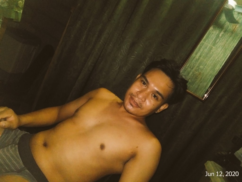 GaleLexor's tweet photo. Feeling sexy with my dadbod body.
Coollab nemendyen.. https://t.co/Xa6QJh9gDm