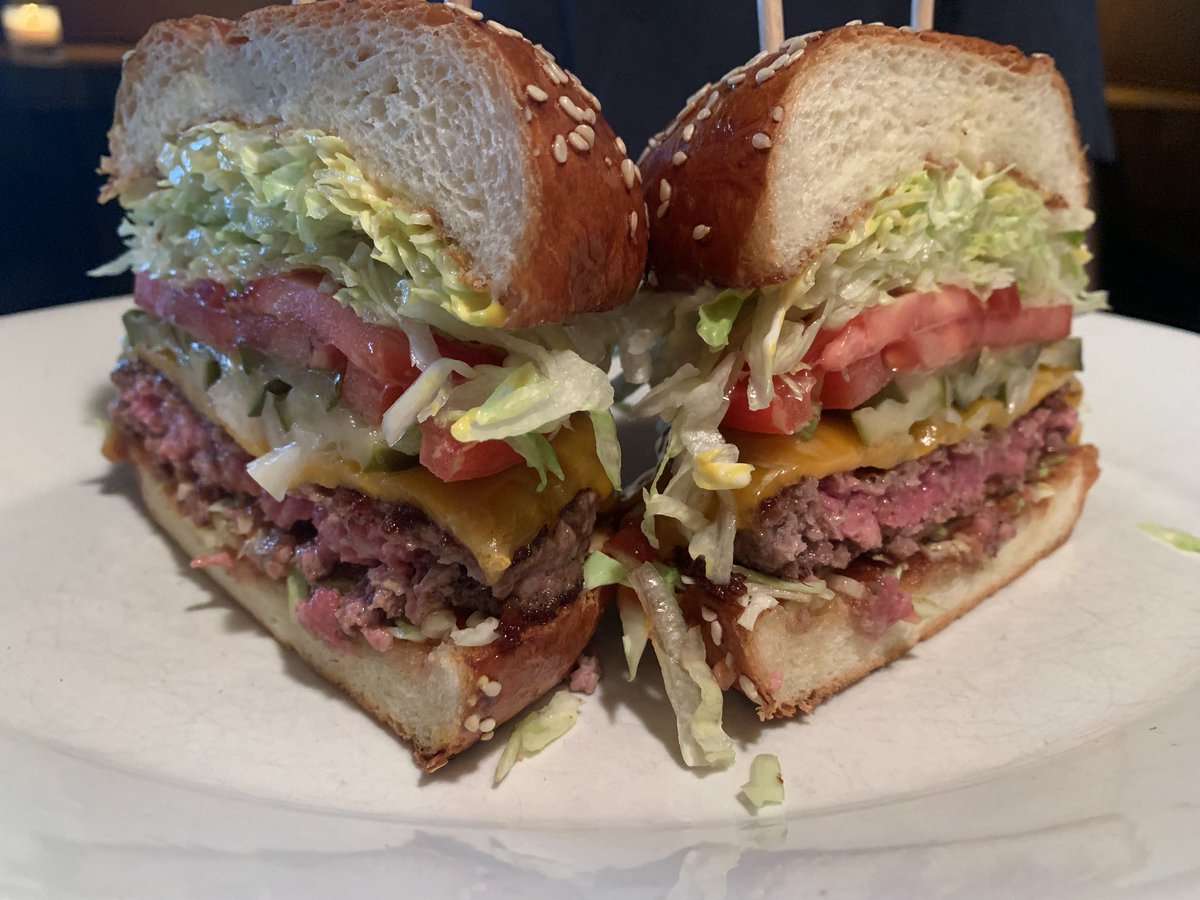 vanessabveille1's tweet photo. #rdkitchen #losangeles https://t.co/XQGiLsAwxT