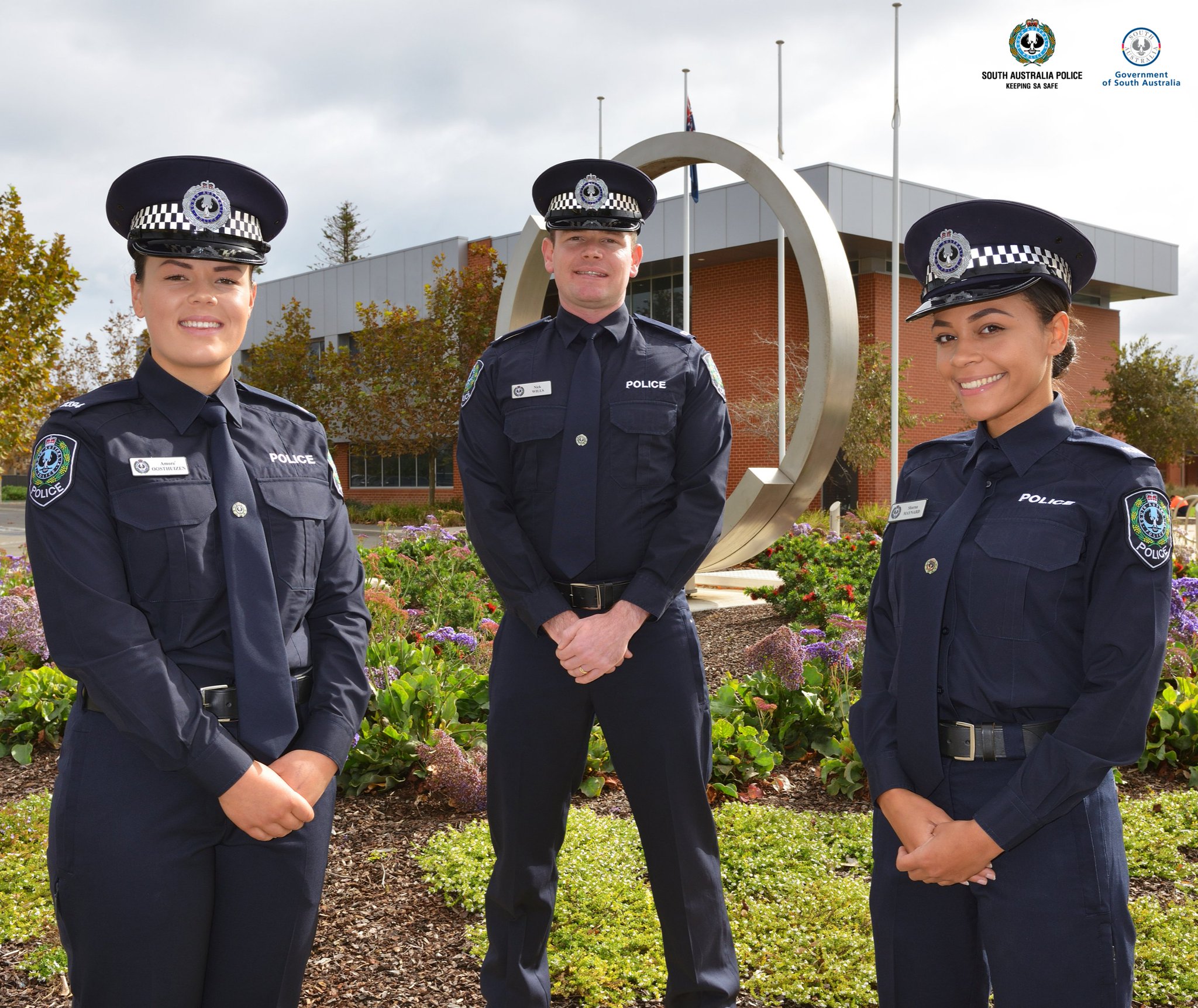 South Australia Police on Twitter: &quot;Today, South Australia Police welcomes  26 new Probationary Constables, as Course 42 graduates from the Police  Academy at Taperoo. View the full story here: https://t.co/jz75qVEb5F…  https://t.co/NsjQdWH1wx&quot;