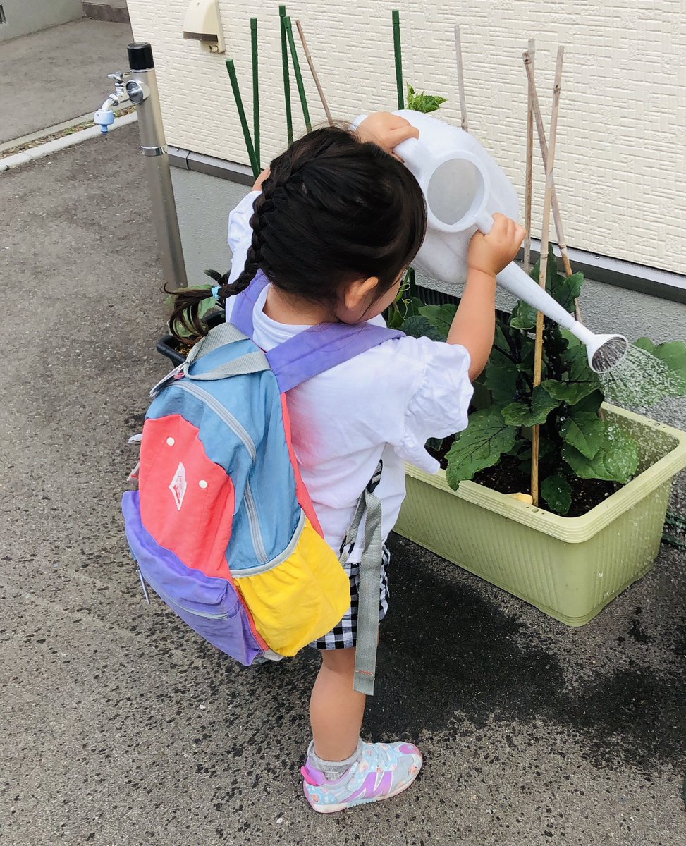 娘の毎朝の日課。全然かからない。