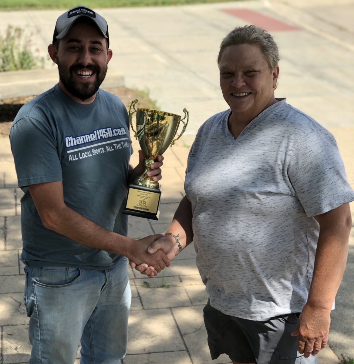 Channel1450com's tweet photo. U-High picked up the United Community Bank Cup after winning the 2019-2020 season!
Follow the hashtag #1450UCBcup to see where the cup is headed this week with Pioneer coaches and players! https://t.co/MXMplXpvPQ