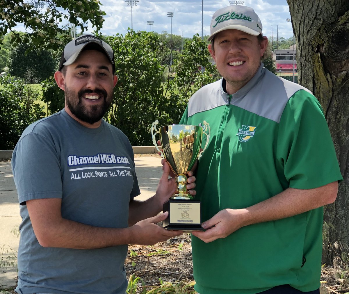 Channel1450com's tweet photo. U-High picked up the United Community Bank Cup after winning the 2019-2020 season!
Follow the hashtag #1450UCBcup to see where the cup is headed this week with Pioneer coaches and players! https://t.co/MXMplXpvPQ